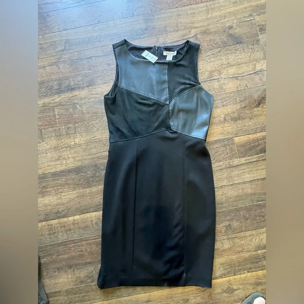NWT ‼️ White House Black Market Dress ❤️ Ponte Sheath ❤️ Size 10 - Picture 8 of 13